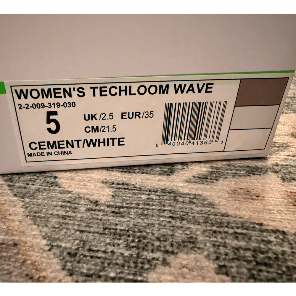 APL TechLoom Wave Sneakers Youth 3.5 Women 5 Cement White Running Shoe Gray NIB - Picture 5 of 6